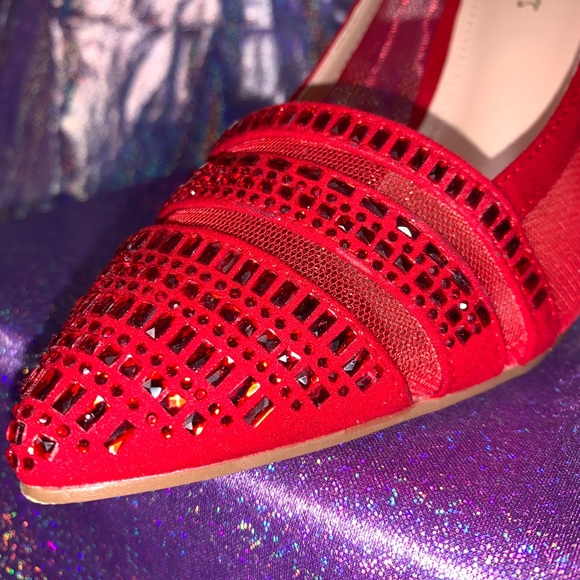 Red Rhinestone Heels 👠 - Picture 3 of 4